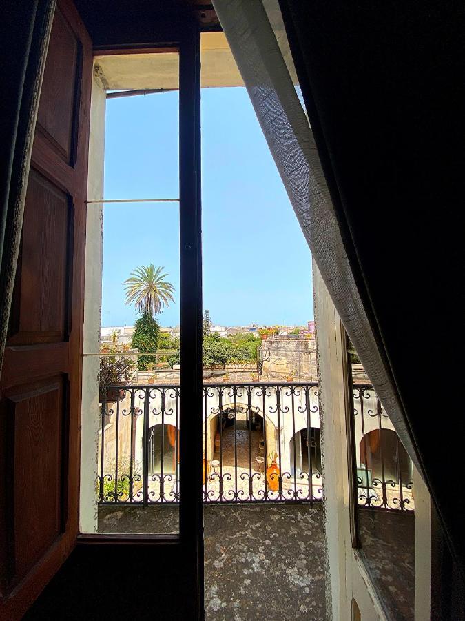 Palazzo Sabella Tommasi Calimera (Lecce) Exterior foto